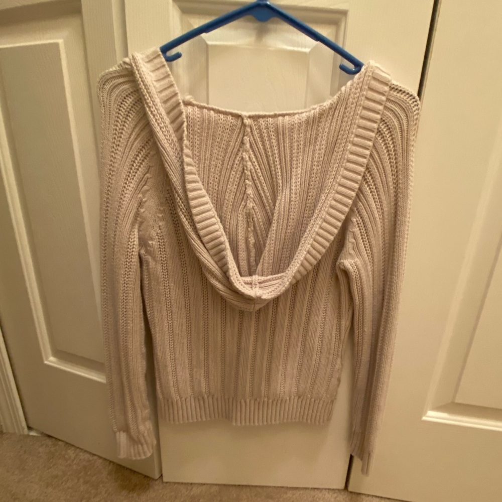 Sweater - Picture 3 of 4